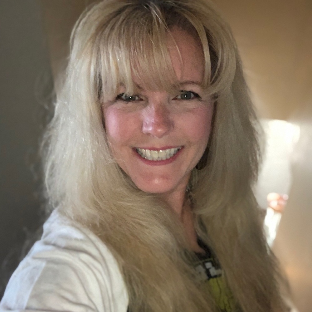 Meet your Posher, Christine